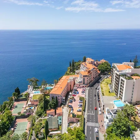 Infinity View By Madeira Sun Travel * Funchal (Madeira)